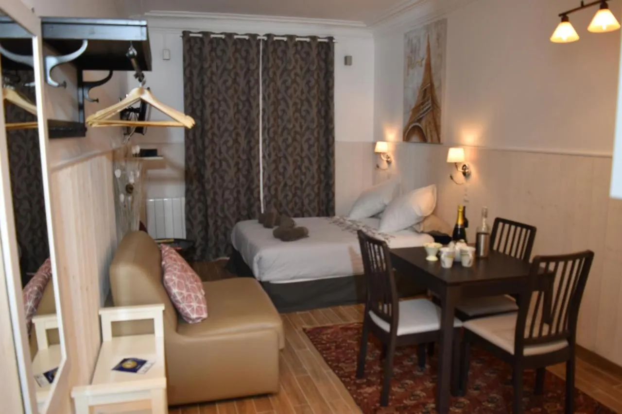 Duplex Saint Germain Odeon Apartment Paris
